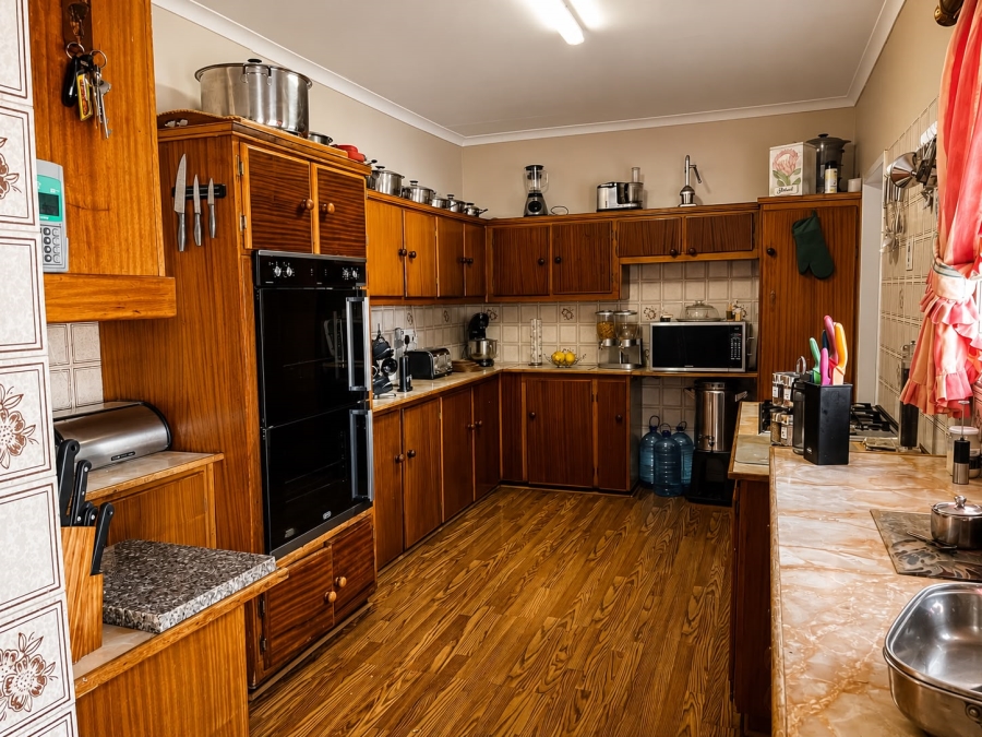 4 Bedroom Property for Sale in Flimieda North West